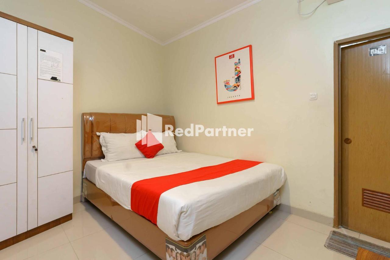 Jo Residence Syariah Redpartner Yakarta Exterior foto